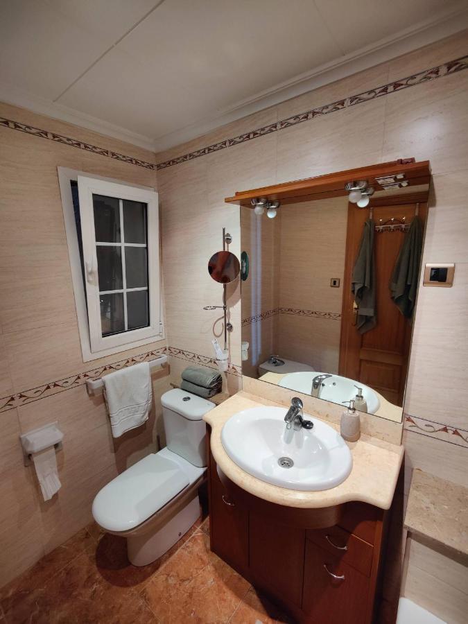 Apartamento Sunny Flat With Balcony And Sea Views Cambrils Exterior foto