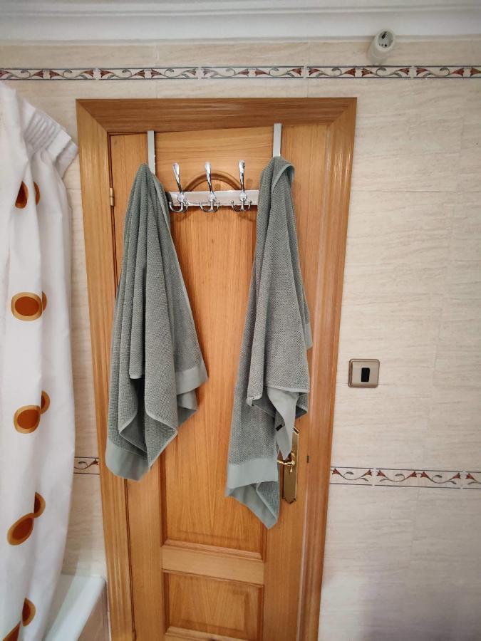 Apartamento Sunny Flat With Balcony And Sea Views Cambrils Exterior foto