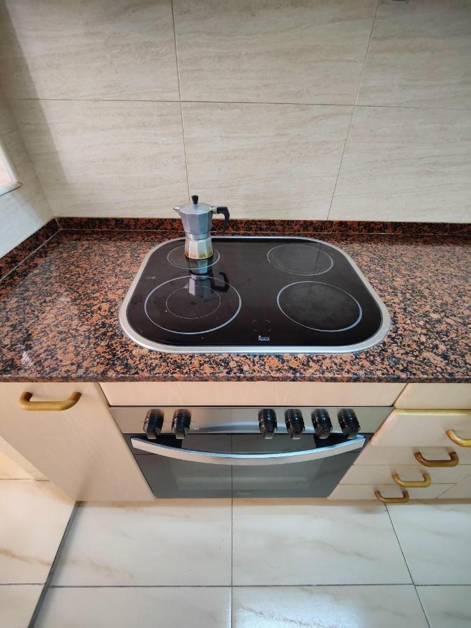 Apartamento Sunny Flat With Balcony And Sea Views Cambrils Exterior foto