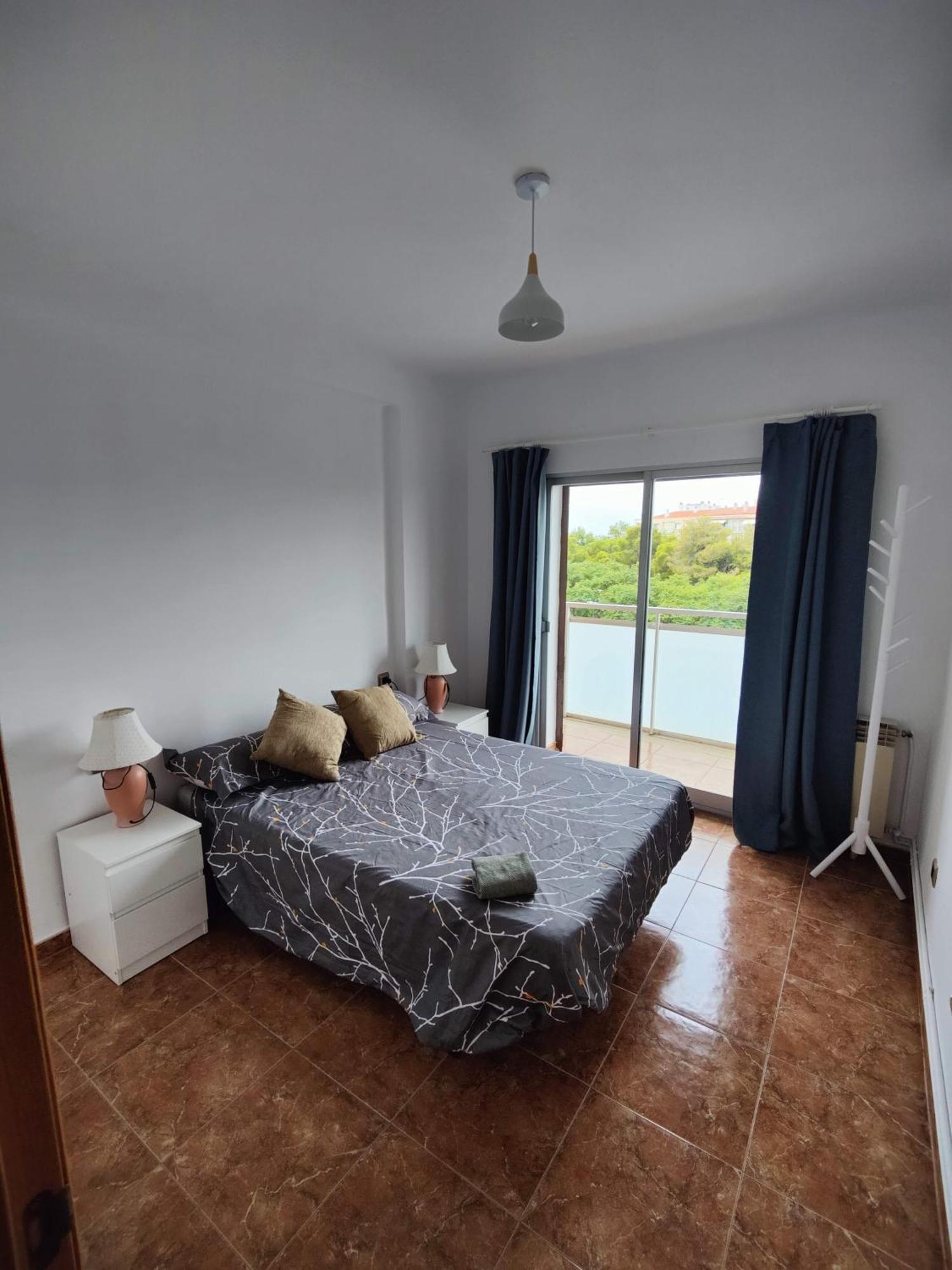 Apartamento Sunny Flat With Balcony And Sea Views Cambrils Exterior foto