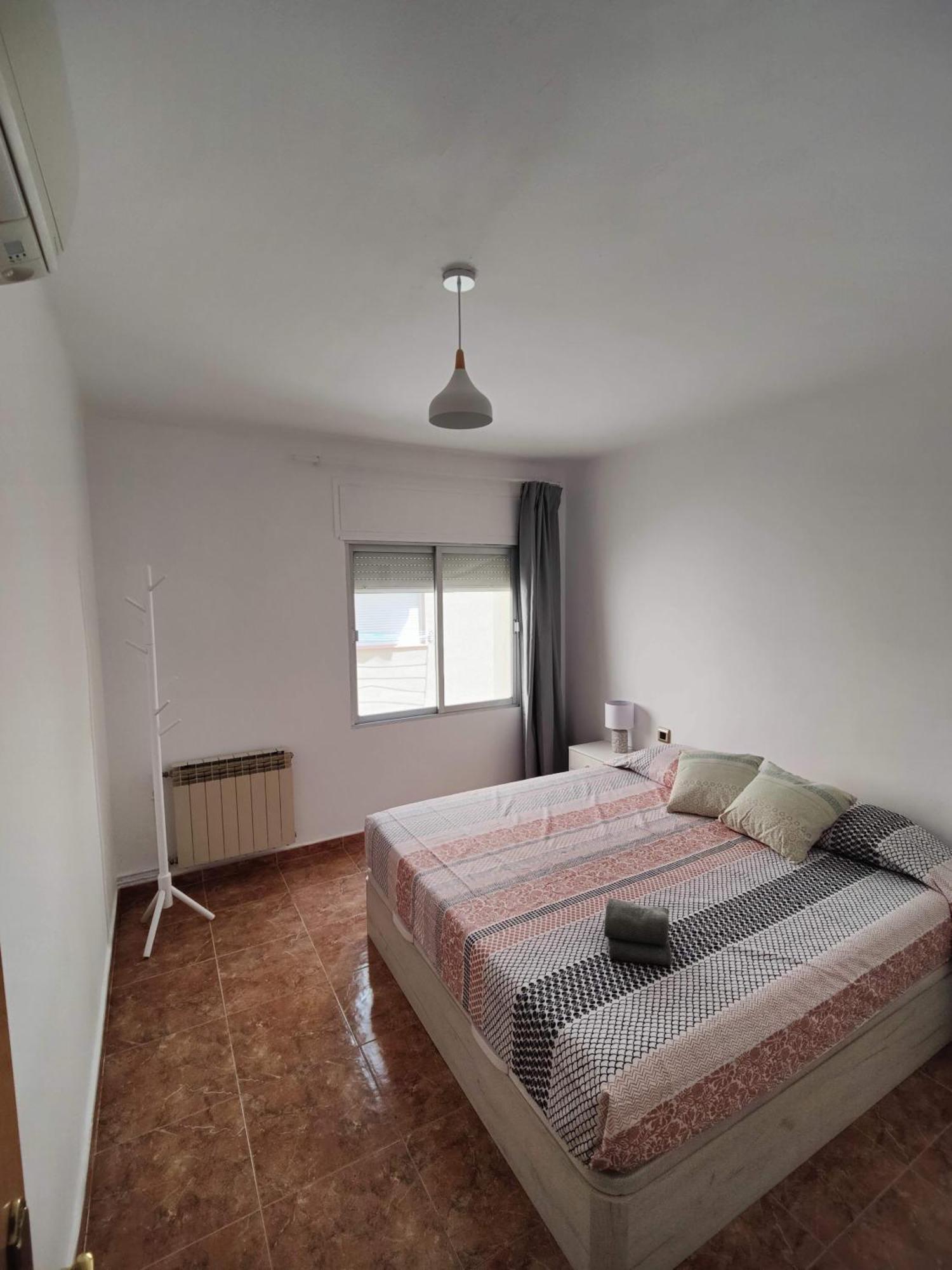 Apartamento Sunny Flat With Balcony And Sea Views Cambrils Exterior foto