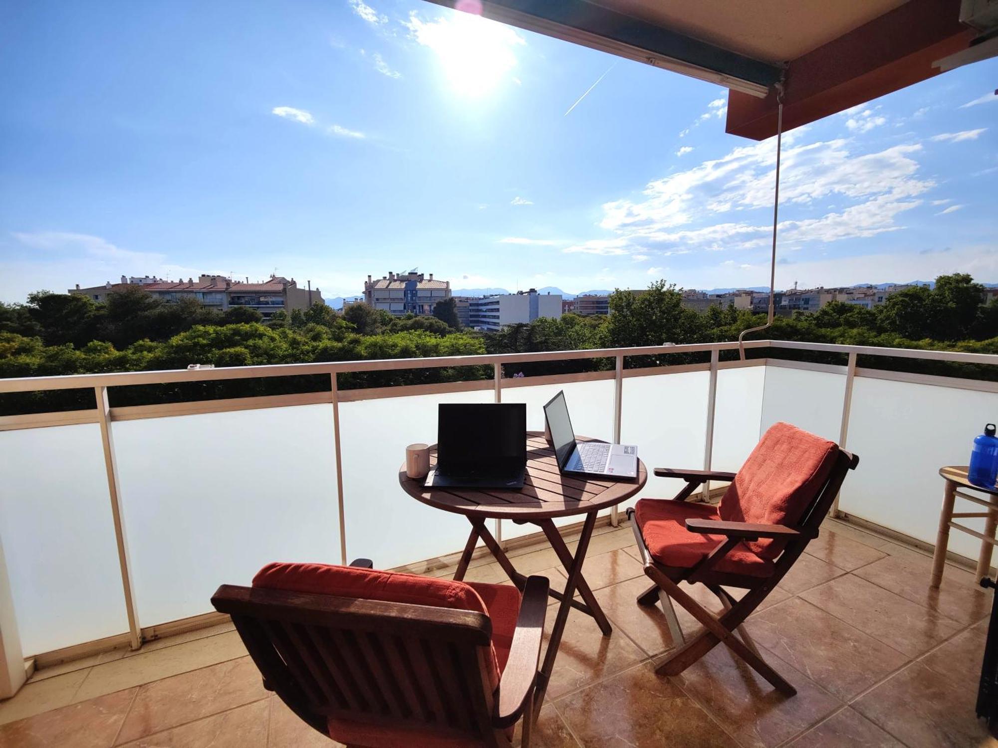 Apartamento Sunny Flat With Balcony And Sea Views Cambrils Exterior foto